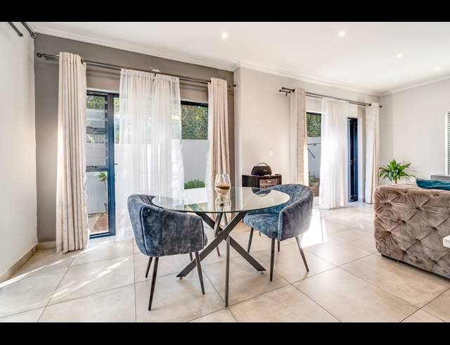 3 BEDROOM CLUSTER FOR SALE IN BRYANSTON